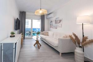 Centro Life 3A Casasol - Nerja Town Centre, 300m from Balcon de Europa