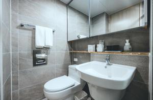 H Avenue Sasang Station Residence Hotel