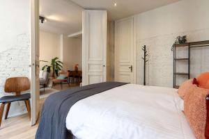 Characterful Antwerp Apartment for 4 Guests