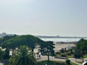 Appartement familial en hyper centre de Royan, 68 pers, ascenseur - FR-1-494-180