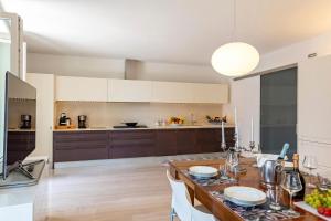 Life & View Luxury Apartments