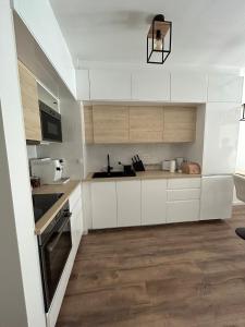 Free Spirit Apartments with amazing balcony and garden connection