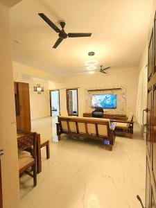 Enchanting 3BHK withamenties in Hi-Tech City KK