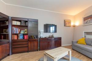 Xenia Milan - 3 rooms apt in Imperatore Tito 4