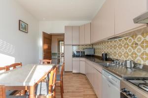 Xenia Milan - 3 rooms apt in Imperatore Tito 4