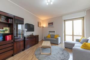 Xenia Milan - 3 rooms apt in Imperatore Tito 4