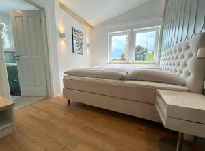 Panorama Suite XL im Ferienhaus Urban mit Meerblick Strandkorb für bis zu 10 Personen