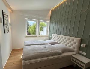 Panorama Suite XL im Ferienhaus Urban mit Meerblick Strandkorb für bis zu 10 Personen