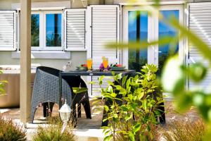 Olive Garden Home with Jacuzzi and Privacy
