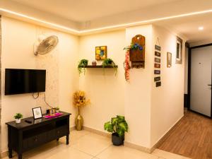 Antar Luxe Living