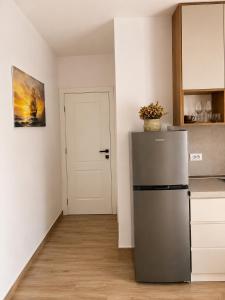 Louis Studio Flat
