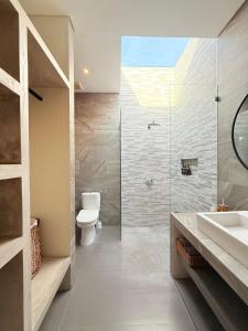 2 bedroom villa close to berawa beach finns beach