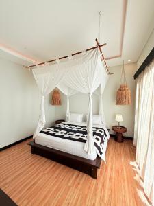 2 bedroom villa close to berawa beach finns beach