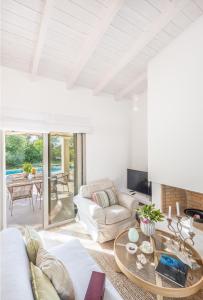 Villa Oliva with Private Pool by Konnect