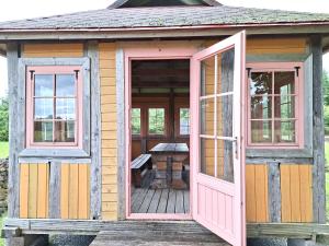 Sika Holiday Houses