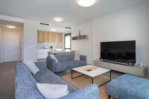 Casadi - Semidetached House with Sea Views