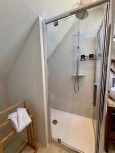 Casa Blum #4 - Studio climatisé à 2 pas de la gare