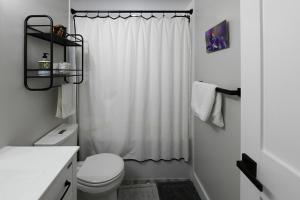 Cozy NoMa Apt Steps to Market & Capitol Hill