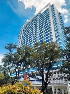 Loop Towers by Vista Residences
