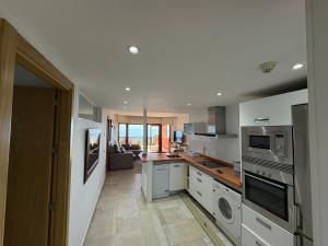 Altos del Higuerón- Panoramic Sea View Apartment