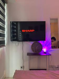 Marios Cozy Staycation