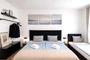 Aurion Modern Apartment near Prague Castle - Parking - Up to 6 Guests