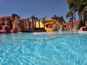 SUPER CAMPING 4 étoiles Parc aquatique à 300m de la mer