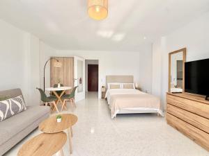 Coronado Beach Marbesa EaW Homes