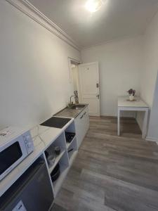 Home 8