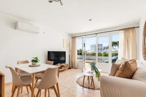 New! El Escape Apartment