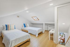 Sunny House with Private Terrace