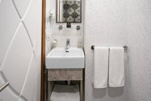 Taksim Square - Deluxe Studio 301