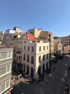 Taksim Square - Penthouse w Balcony 401
