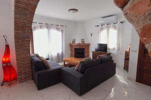 R1360 Alhama 54