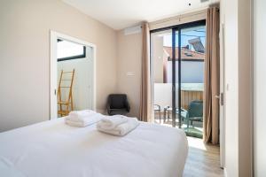 GuestReady – Steps from Sand • Champagne Pool