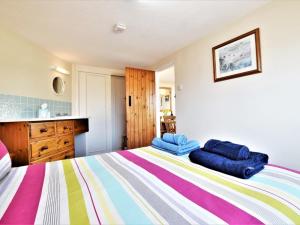 1 Bed in Swanage oc-dc098
