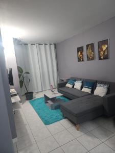 Golden Meadows Suites
