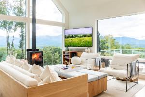 Birch & Buck - Stunning Views near Hudson & Hunter