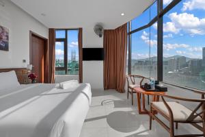 My Khe Diamond Beach Hotel