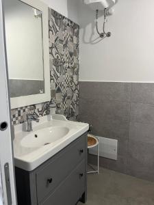 Villa Piricone - Relax nellUliveto con Idromassaggio