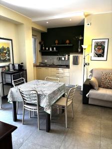 Attico con terrazza - Penthouse with terrace - Palazzo San Matteo