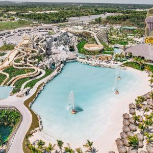 CAP CANA 1BR with Terrace, Pool, Beach Juanillo