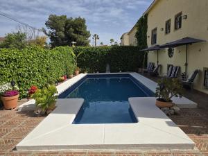 The Garden RA Floor Private Rooms, Pool, Garden Access