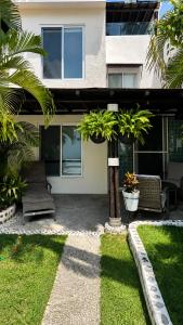 Villa Veronica in Acapulco Diamante with Private Jacuzzi