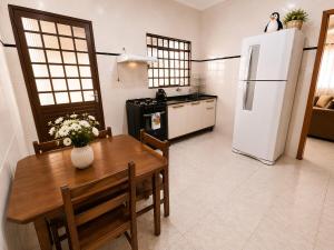 Casa com quintal | Perto do Horto c ar e garagem