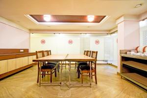 Super Collection O Shanti Bhawan Bank More Formerly Madhulika