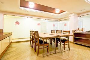 Super Collection O Shanti Bhawan Bank More Formerly Madhulika