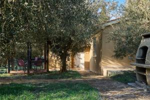 Stars and Olives Retreat