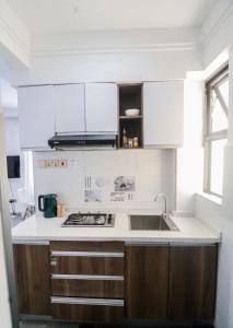 1BR Apartment 16th Floor City Views, Kilimani