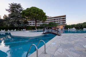 Stunning Sea view 2 bedroom in Nice